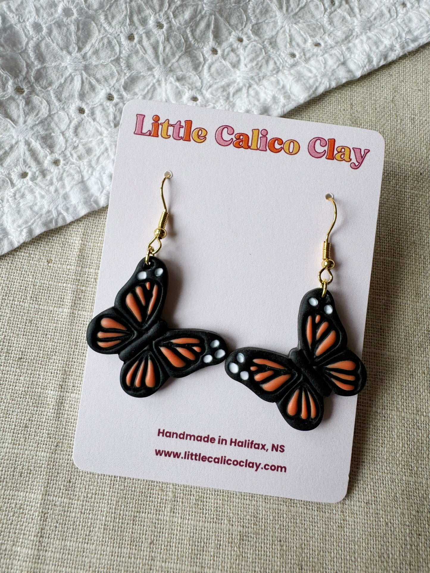 Monarch Dangles