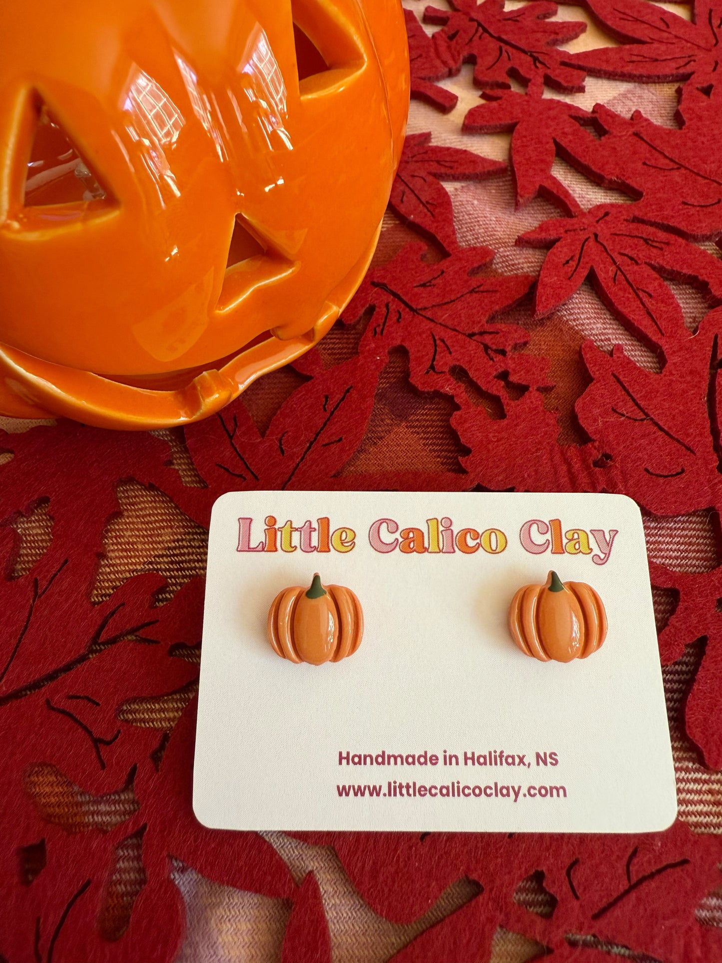 Pumpkin Studs
