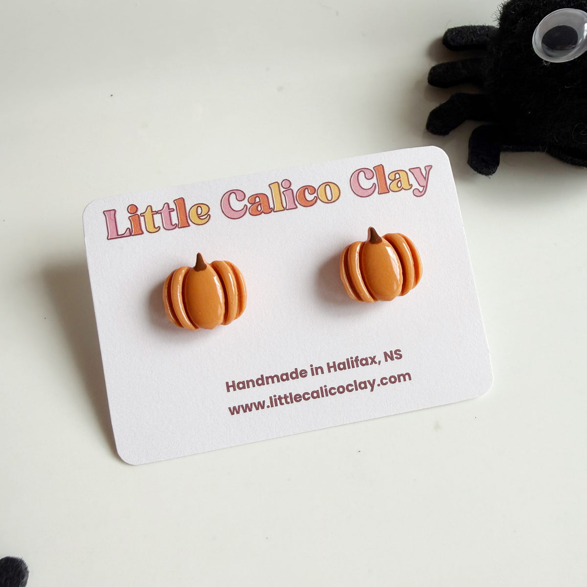 Shiny Pumpkin Studs