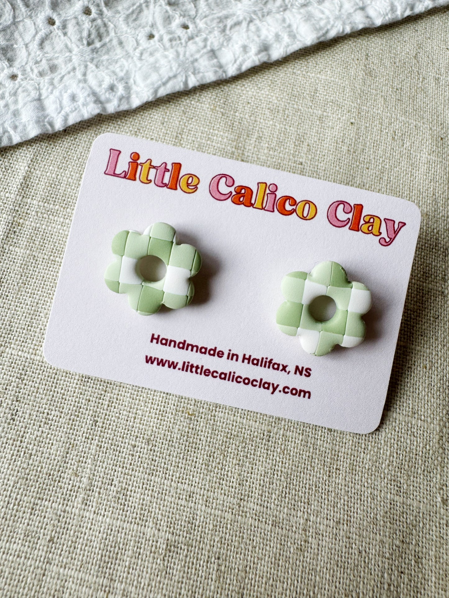 Gingham Daisy Studs