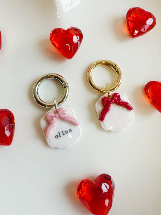 Bordered Bow Pet Tag