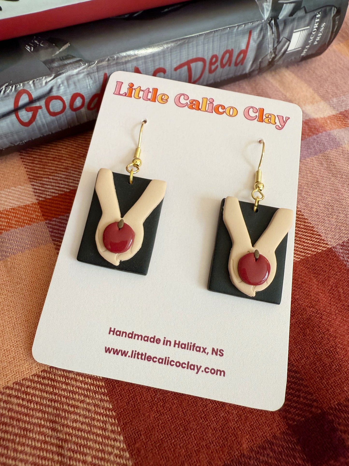 Vampire Novel Dangles
