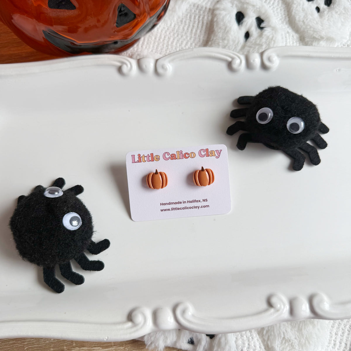 Shiny Pumpkin Studs