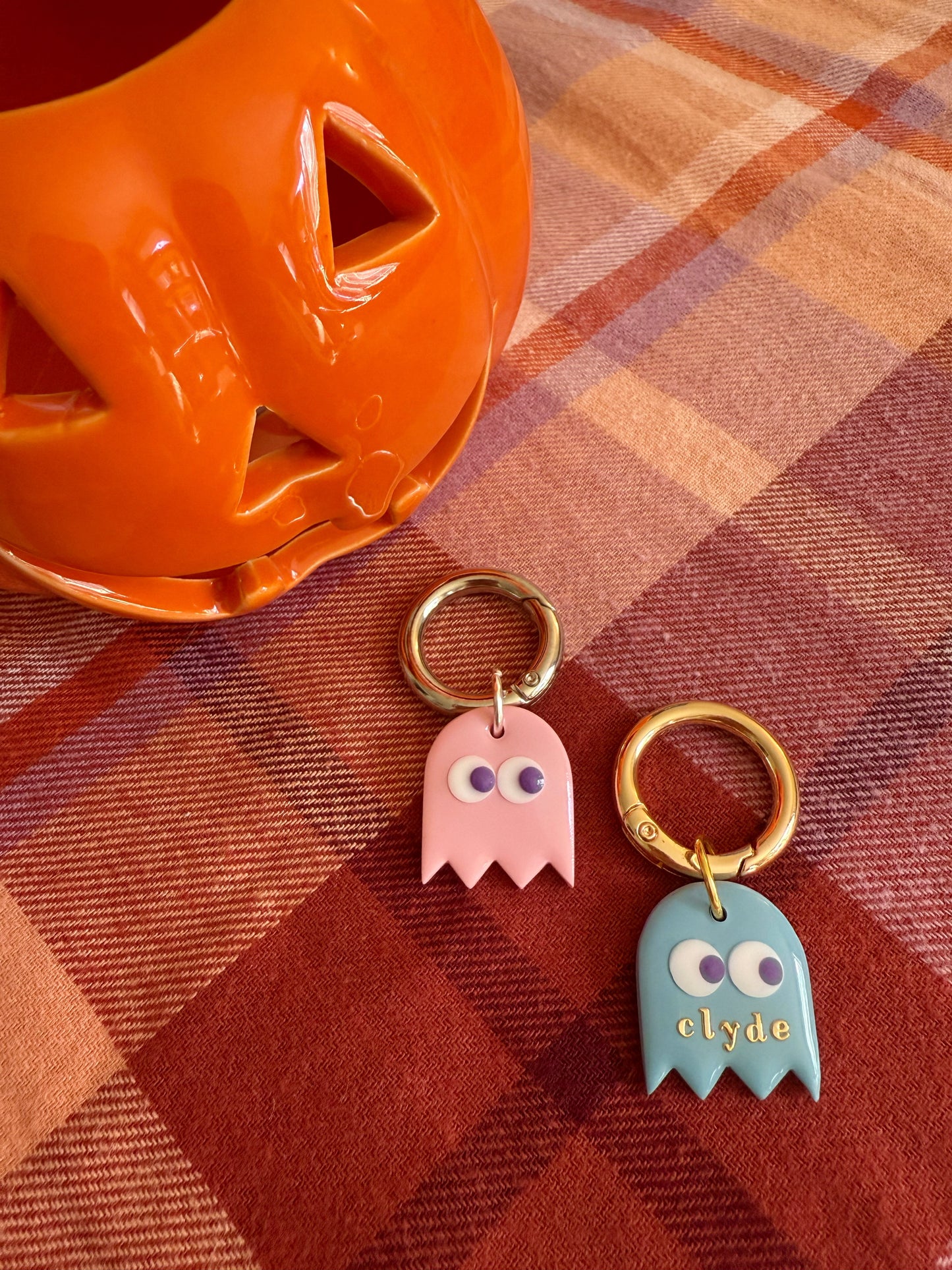 Pac-Man Ghost Pet Tag