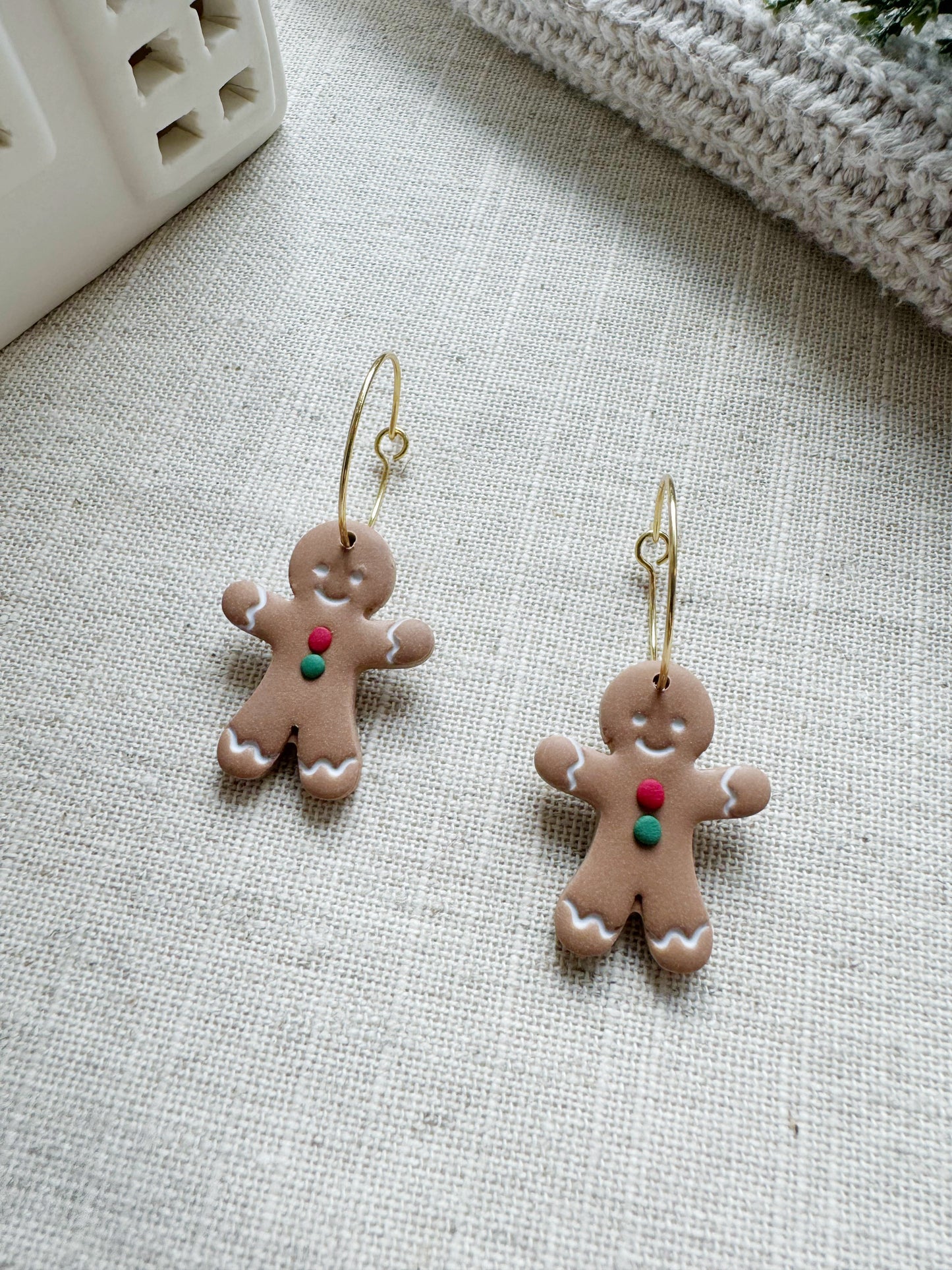 Gingerbread Hoops