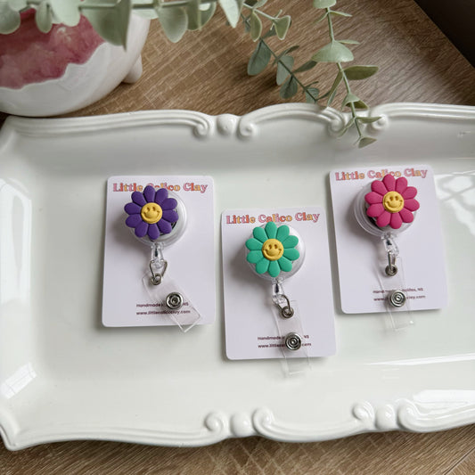 Retro Daisy Badge Reel