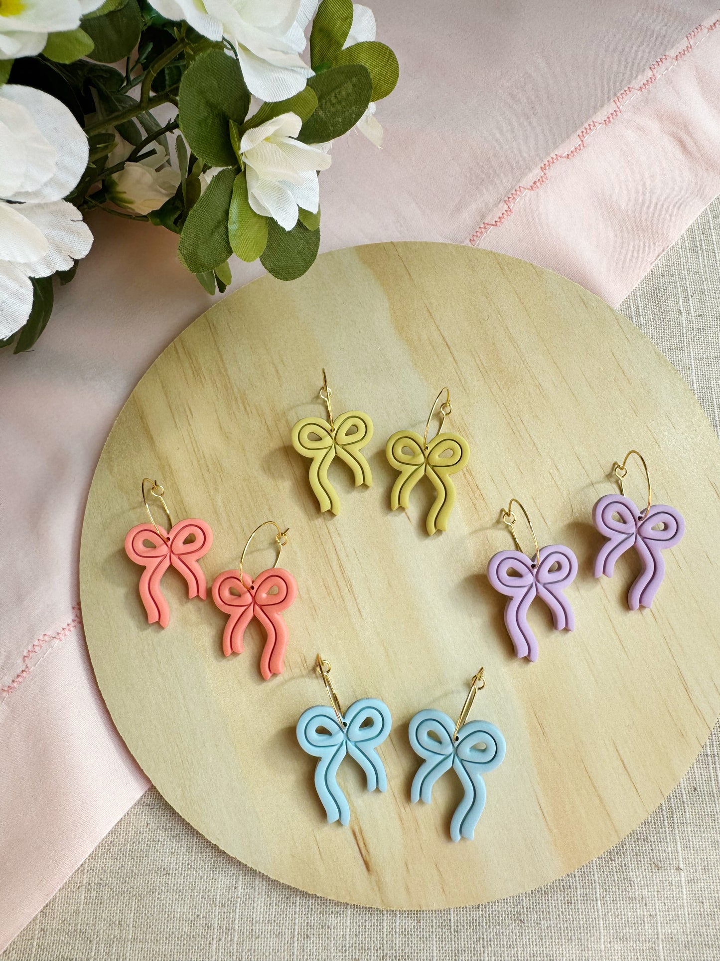 Embossed Bow Hoops