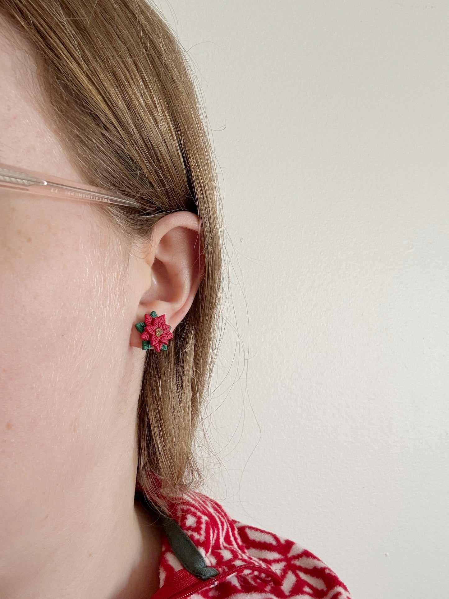 Poinsettia Studs