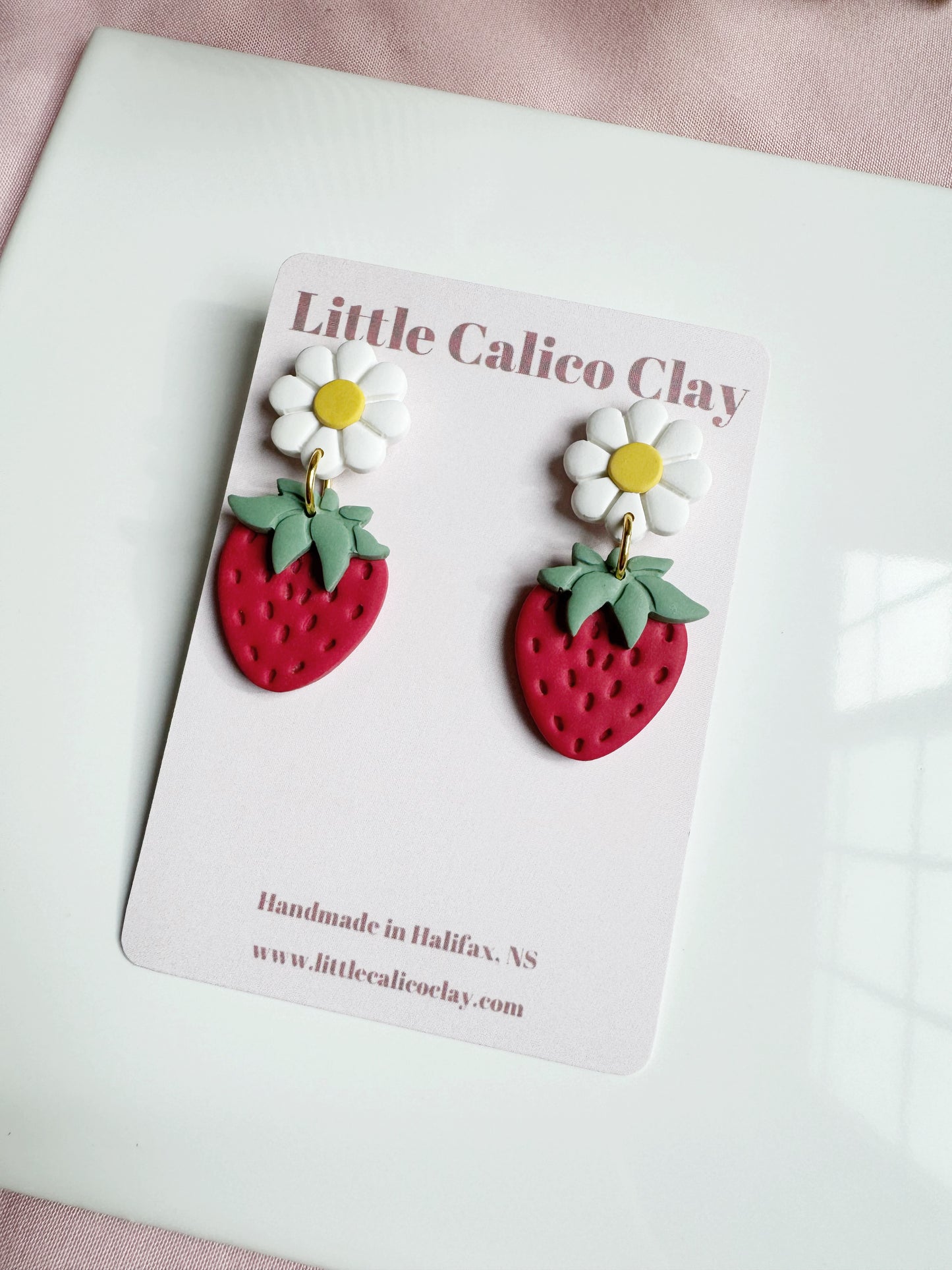 Strawberry Daisy Dangles